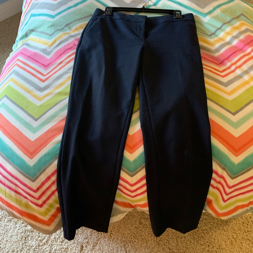 Navy work pants, hit at ankle